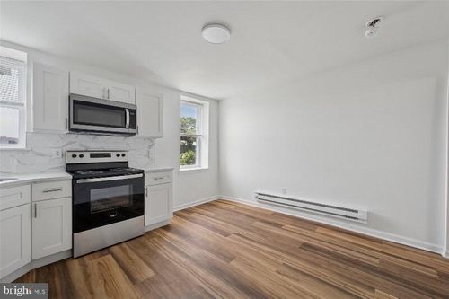 6123 Glenmore Ave, PHILADELPHIA, PA, 19142-3205 | Card Image