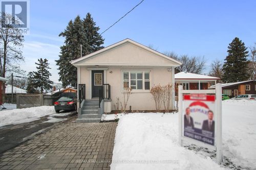 43 Benlight Cres, Scarborough, ON, M1H1P4 | Card Image