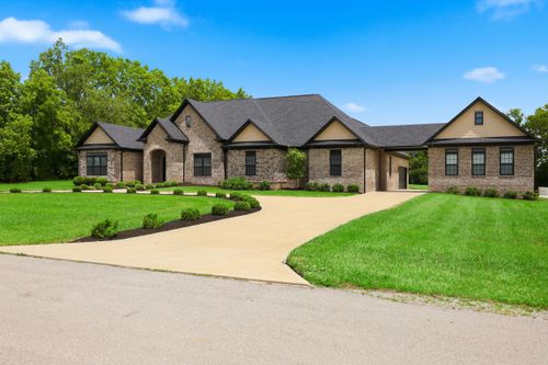 156 Rocky Waters Way, Georgetown, KY, 40324-0567 | Card Image