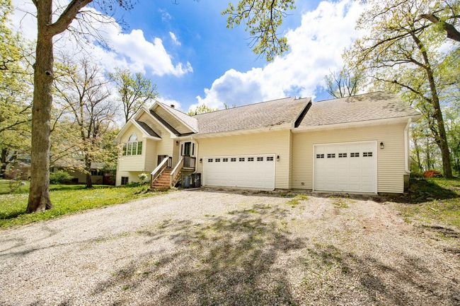 W8839 Hickory Road, House other with 3 bedrooms, 2 bathrooms and null parking in RICHMOND WI | Image 5