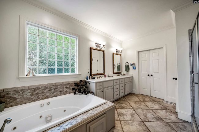 1081 Point View Rd, House other with 4 bedrooms, 4 bathrooms and null parking in Chapin SC | Image 36