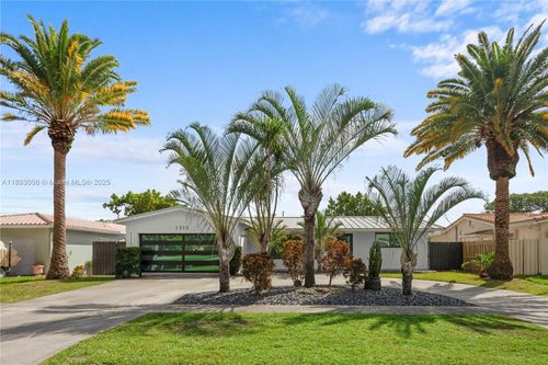 1315 N 47th Ave, Hollywood, FL, 33021-4700 | Card Image