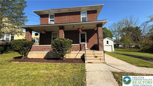 3241 Freemansburg Ave, Palmer Twp, PA, 18045-7118 | Card Image