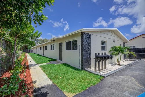 10-1216 16th Ave N, Lake Worth Beach, FL, 33460-6516 | Card Image