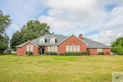 409 Meadows Road, House other with 4 bedrooms, 3 bathrooms and null parking in Texarkana AR | Image 1