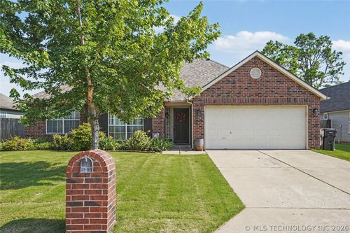 19629 39th St, Broken Arrow, OK, 74014-1384 | Card Image