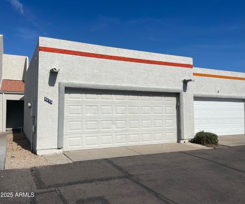 9075 N 47th Dr, Glendale, AZ, 85302-3651 | Card Image