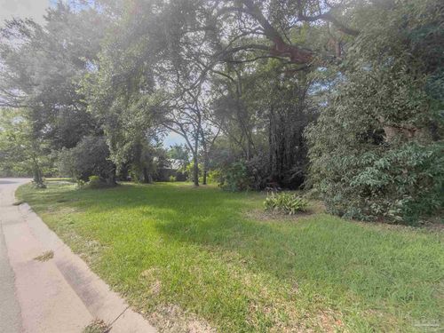 410 Twin Lakes Dr, Pensacola, FL, 32504 | Card Image
