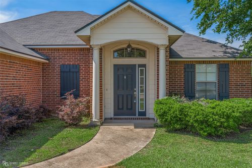 2110 Sweet Bay Cir, Bossier City, LA, 71111-6726 | Card Image