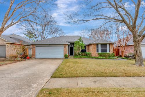 4346 Briar Hill Dr, Grand Prairie, TX, 75052-4348 | Card Image