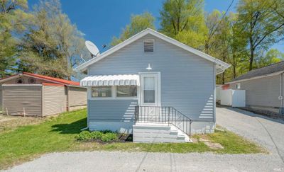 816 N Roosevelt Street, House other with 2 bedrooms, 1 bathrooms and null parking in Silver Lake IN | Image 2