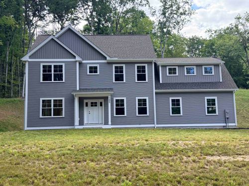 105 Seaverns Bridge Rd, Merrimack, NH, 03054-3814 | Card Image
