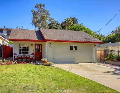 8630 Forsythe St, Sunland, CA, 91040-2315 | Card Image