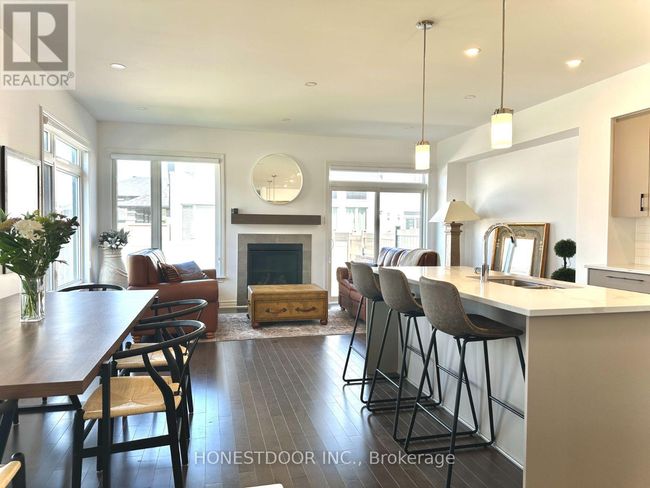 665 Cordelette Cir, Townhouse with 3 bedrooms, 3 bathrooms and 4 parking in Orleans ON | Image 4