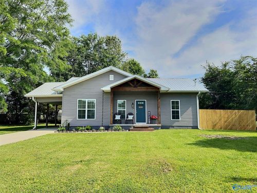 7860 April Ln, Hokes Bluff, AL, 35903-4957 | Card Image
