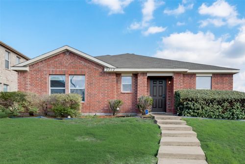3012 Southern Hills Ln, Mesquite, TX, 75181-4037 | Card Image