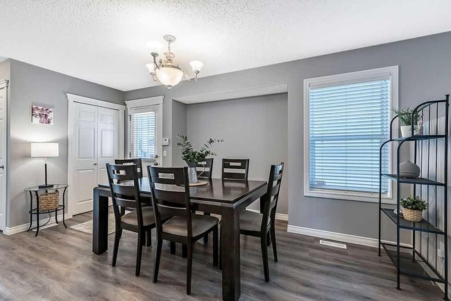89 Crystal Shores Crescent, Home with 3 bedrooms, 2 bathrooms and 1 parking in Okotoks AB | Image 9