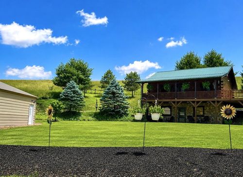 3994 County Road 271, Coshocton, OH, 43812-9709 | Card Image