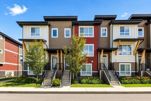124 Walgrove Cove Se, Calgary, AB, T2X4E1 | Card Image
