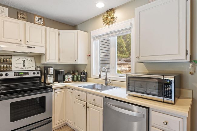 63 - 51 Mountain River East Rd, Condo with 3 bedrooms, 2 bathrooms and null parking in Thornton NH | Image 10