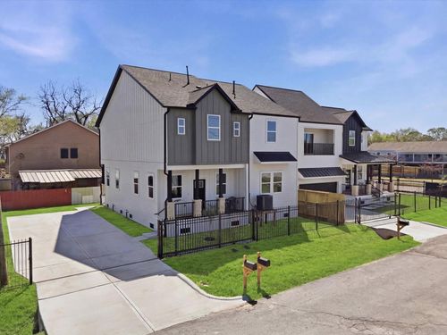 2306 Langley Rd, Houston, TX, 77093-4204 | Card Image