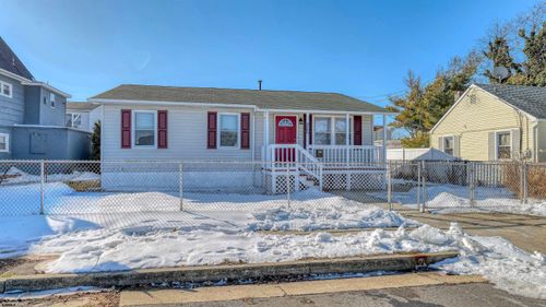 1510 N Arkansas Ave, Atlantic City, NJ, 08401-1602 | Card Image