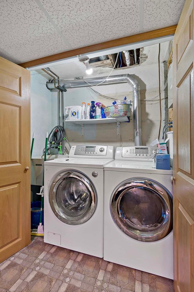 6721 Nicollet Ave, House other with 5 bedrooms, 2 bathrooms and null parking in Richfield MN | Image 37