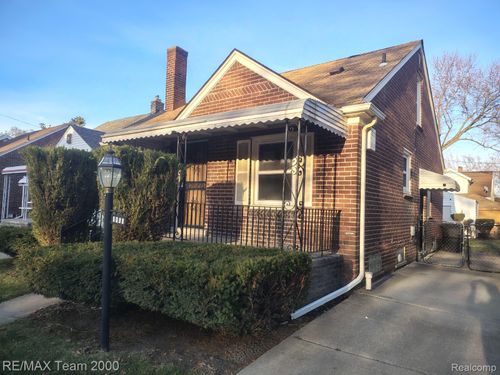 8088 Ohio Street, Detroit, MI, 48204 | Card Image