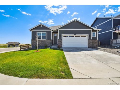 102 Fox St, Bennett, CO, 80102-8783 | Card Image