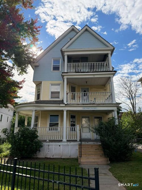 511 Maple Ave, Hartford, CT, 06114-4206 | Card Image