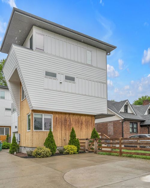 a-1811A Martin St, Nashville, TN, 37203-5530 | Card Image