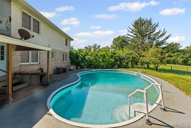 5218 Brian Dr, House other with 4 bedrooms, 4 bathrooms and null parking in Godfrey IL | Image 6