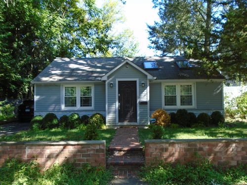 53 Morris St, Stamford, CT, 06906-2029 | Card Image