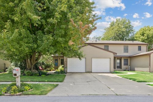 825 Brookview Dr, De Witt, IA, 52742-9293 | Card Image
