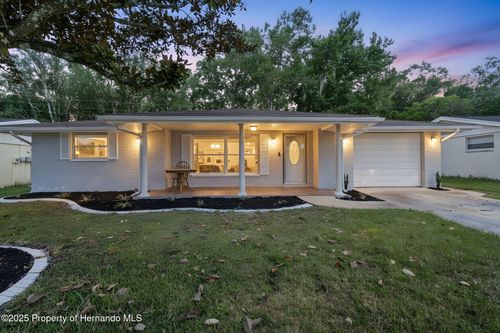 7504 Sequoia Dr, New Port Richey, FL, 34653-2126 | Card Image