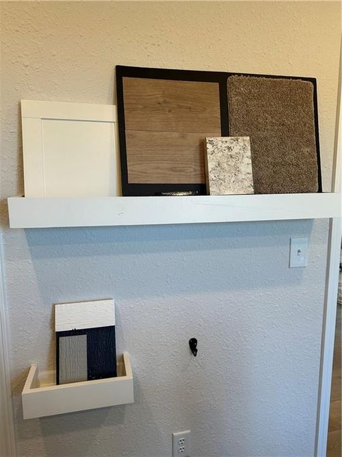 466 Rock Creek Dr, Tonganoxie, KS, 66086 | Card Image