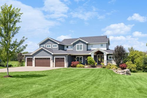 4580 204th St E, Prior Lake, MN, 55372-7507 | Card Image