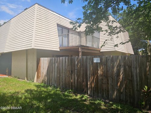 93 Springwood Sq, PORT ORANGE, FL, 32129-7607 | Card Image