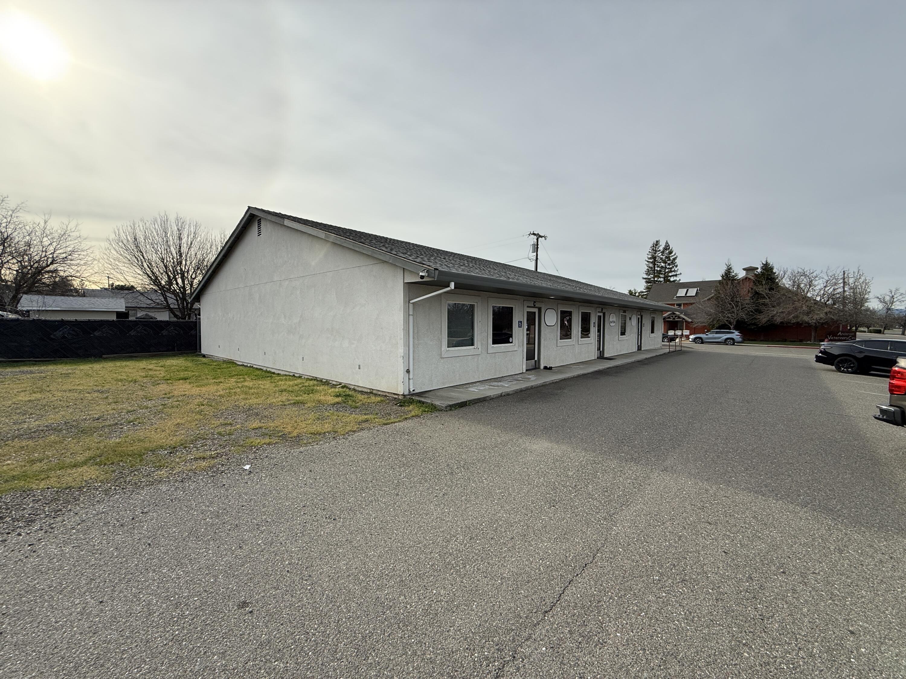Commercial Lease in Anderson 4