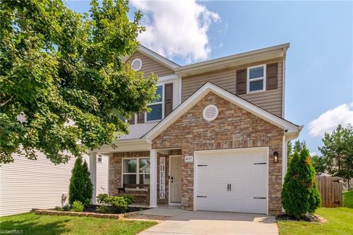 4239 Kendall Farms Way, Winston Salem, NC, 27107-6886 | Card Image