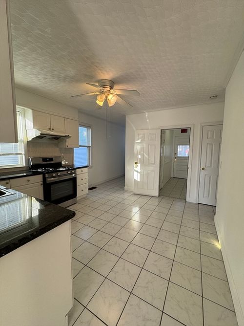 190-190 Sylvan St, Malden, MA, 02148-1746 | Card Image