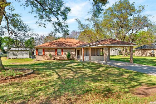 14 Hundley Rd, Carriere, MS, 39426-8902 | Card Image