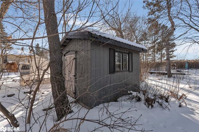 203 Camilla Cres, House other with 5 bedrooms, 2 bathrooms and 6 parking in Thornton ON | Image 39