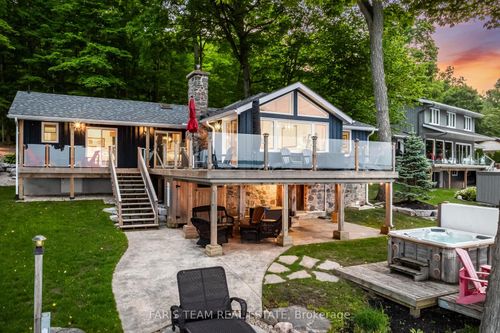 101 Mcarthur Dr, Penetanguishene, ON, L9M1X3 | Card Image