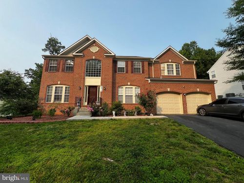 6810 Ashleys Crossing Ct, TEMPLE HILLS, MD, 20748-5212 | Card Image
