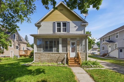 1111 8th Ave N, Fargo, ND, 58102-4347 | Card Image