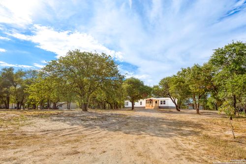 294 Hickory Run, La Vernia, TX, 78121-4584 | Card Image