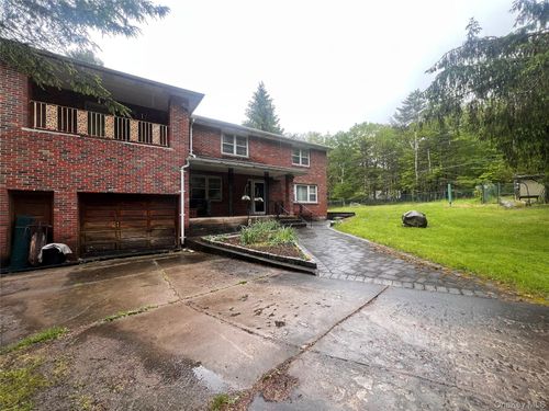 2nd-floor-unit-4 Beach Rd, Glen Spey, NY, 12737-5001 | Card Image