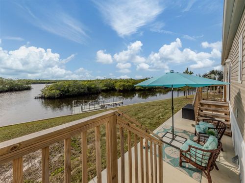 106 Island Point Rd, NORTH PORT, FL, 34287-3303 | Card Image