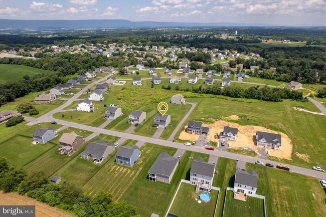 1478 Falcon Ln, House other with 3 bedrooms, 3 bathrooms and null parking in CHAMBERSBURG PA | Image 5